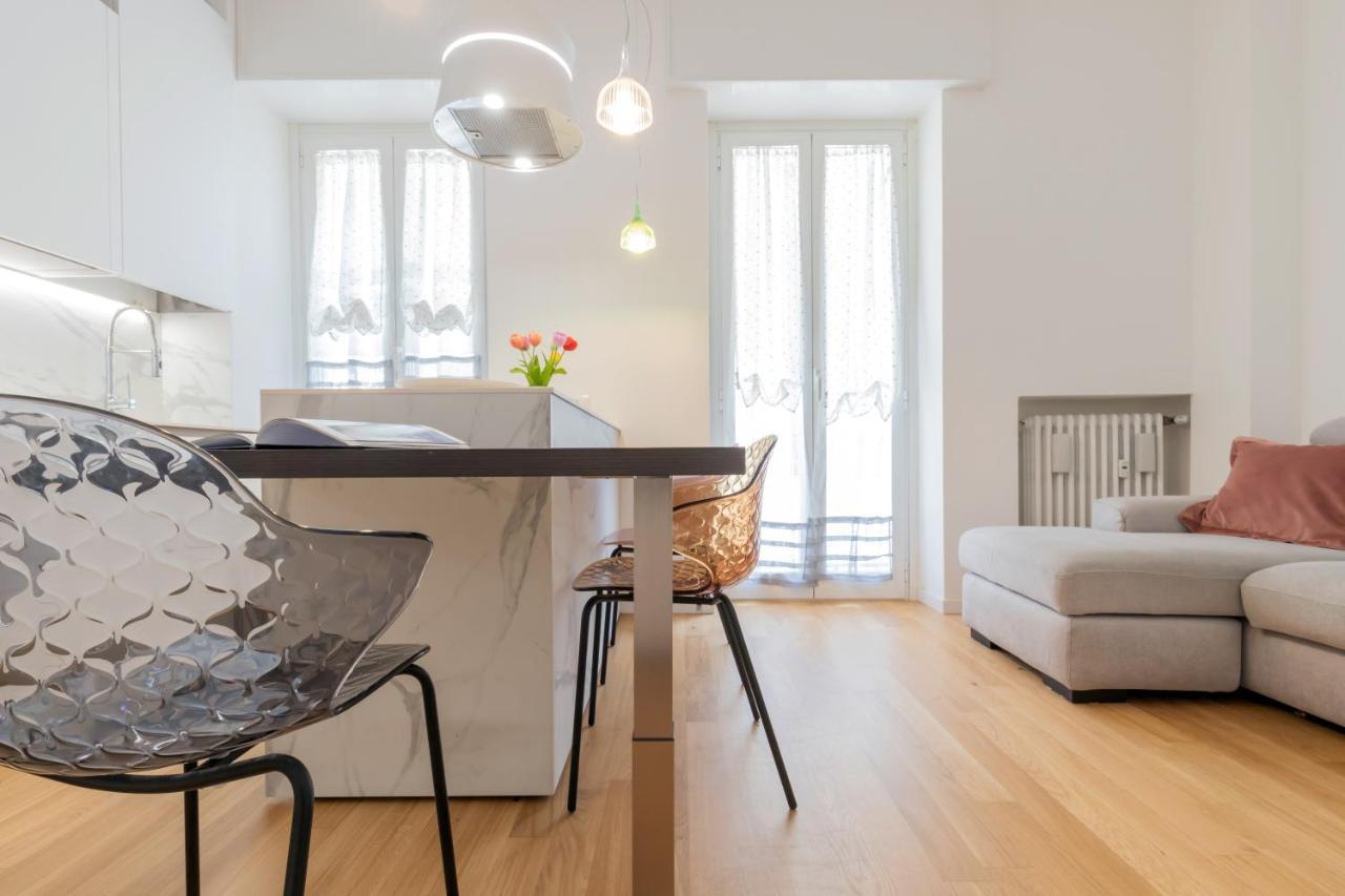 Design Premium Apartment In Center Milan - Homeunity Buitenkant foto