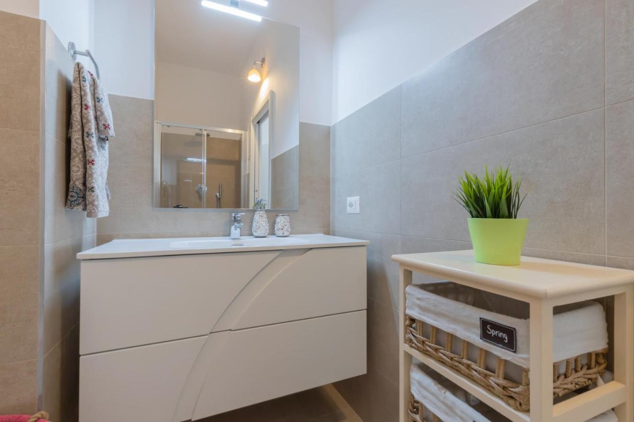 Design Premium Apartment In Center Milan - Homeunity Buitenkant foto