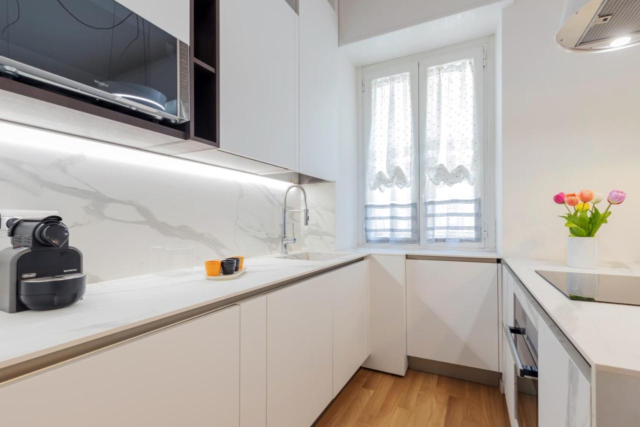 Design Premium Apartment In Center Milan - Homeunity Buitenkant foto